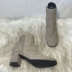 Aquatalia Tan Suede Side Zip Chunk Heel Booties Sz 9